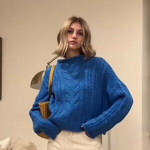 Pilcro Cropped Cableknit Sweater